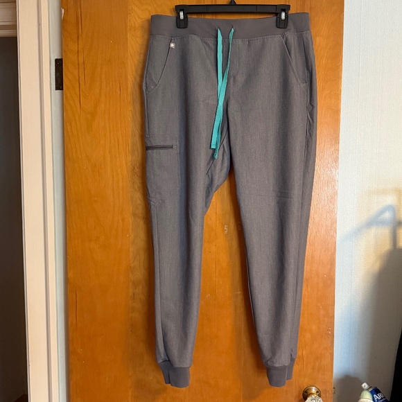 Figs Graphite Joggers - Picture 1 of 5